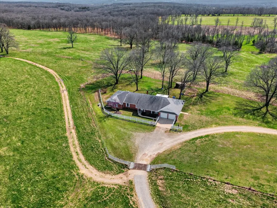 8896 State Route Zz, West Plains, MO 65775 - #3