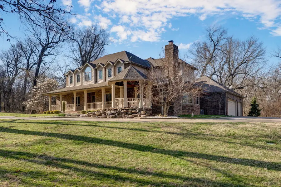 4810 N Red Hawk Circle, Springfield, MO 65803 - #3