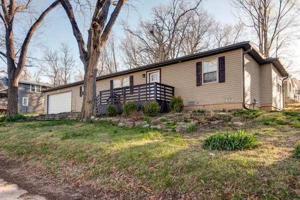 706 S 6th Street, Ozark, MO 65721