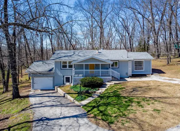 4859 S Roslyn Avenue, Springfield, MO 65804