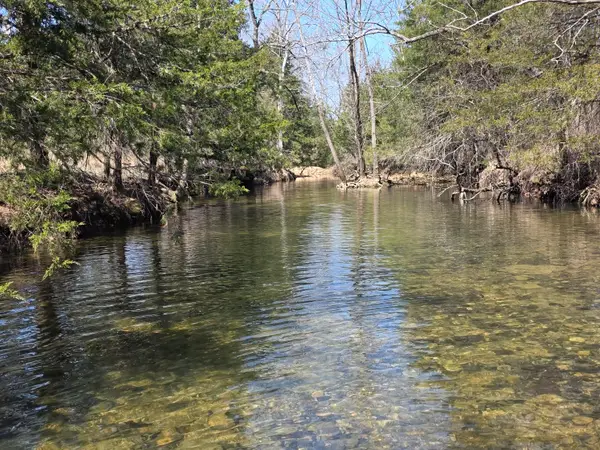 000 Boster Road, Houston, MO 65483