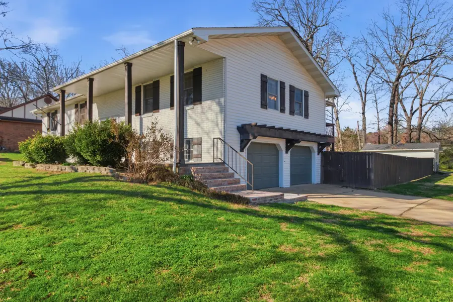 1157 Chateau Drive, West Plains, MO 65775 - #2