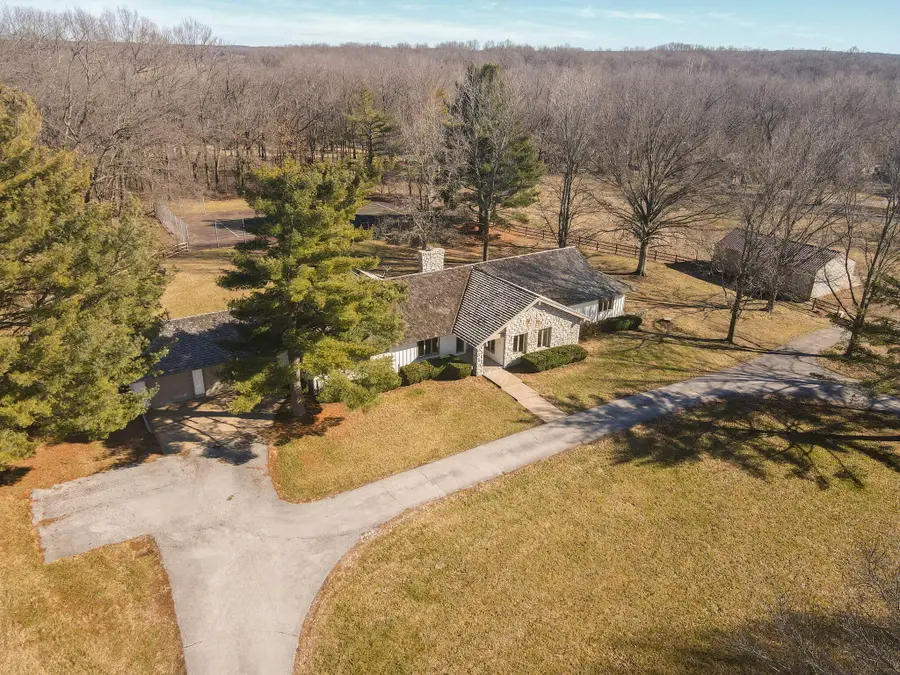 1950 S Farm Road 199, Springfield, MO 65809 - #3