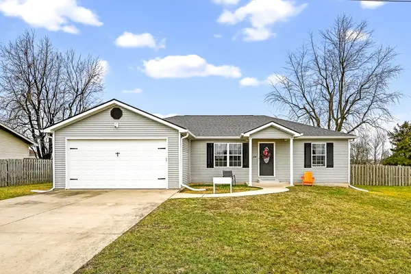 114 E South Street, Seymour, MO 65746