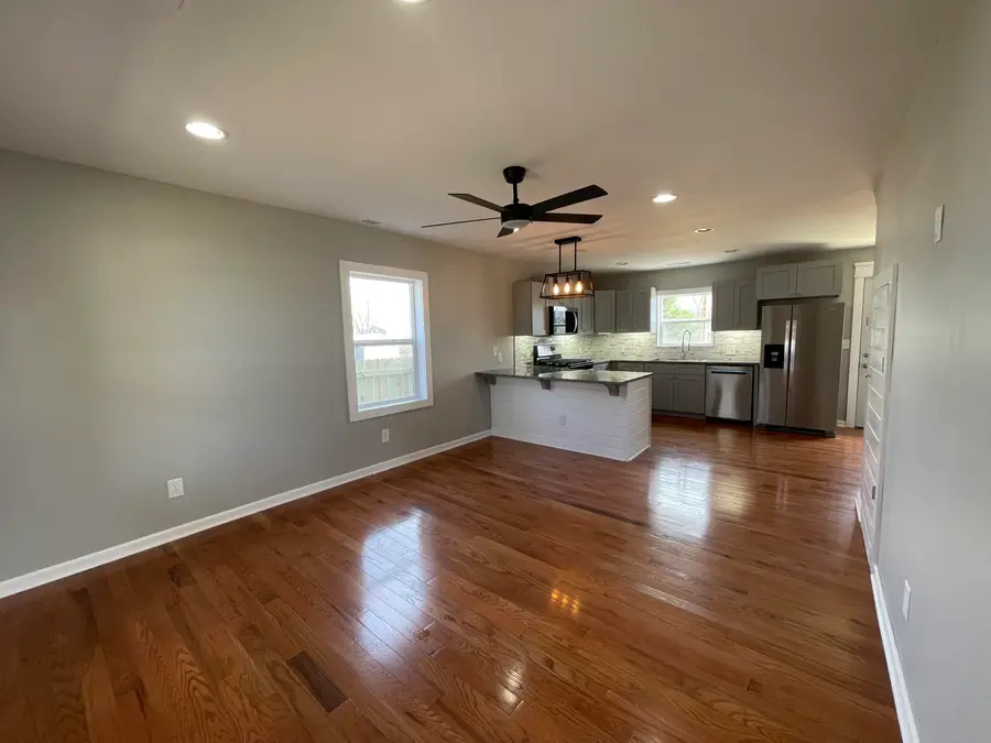 230 S Elm Street, Mountain Grove, MO 65711 - #2