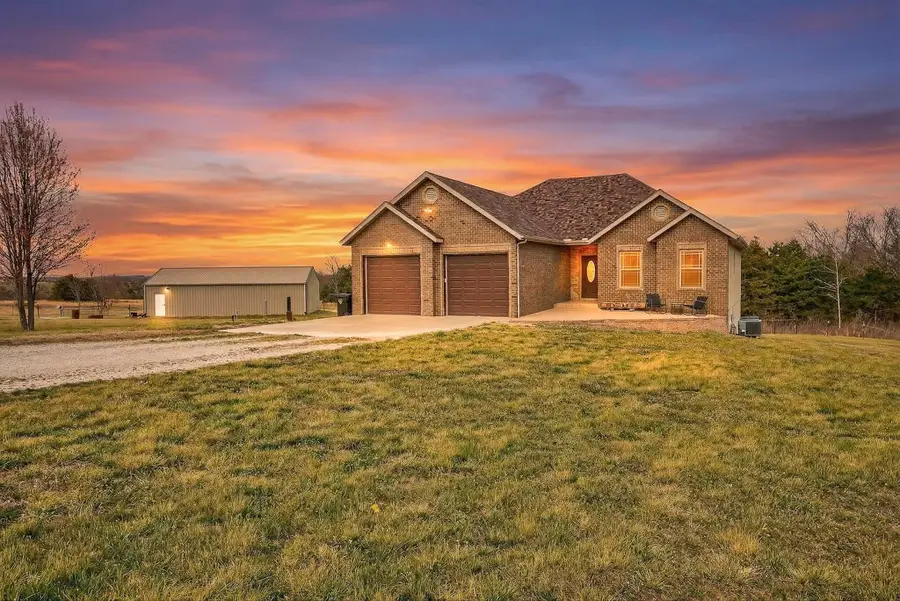 2459 Old Hillcrest Road, Marshfield, MO 65706 - #3