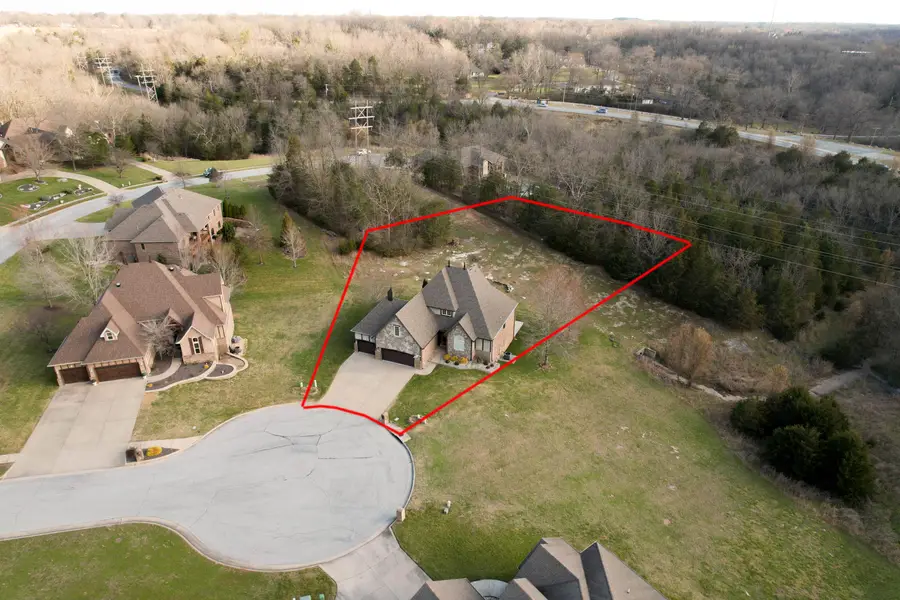 1639 E Oak Creek Street, Springfield, MO 65804 - #2