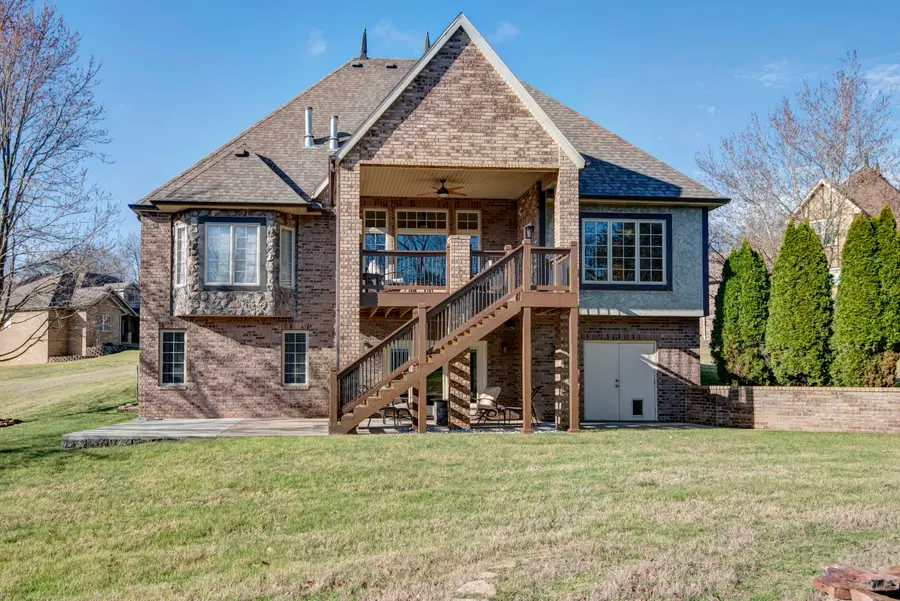 1639 E Oak Creek Street, Springfield, MO 65804 - #3