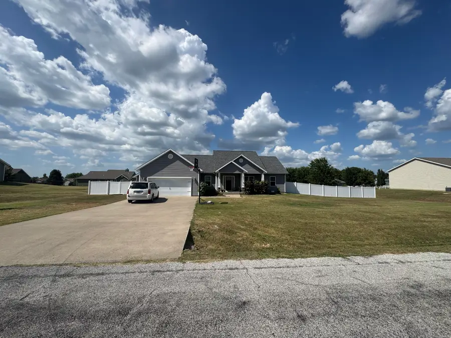 4571 E 25th Street, Joplin, MO 64804 - #2