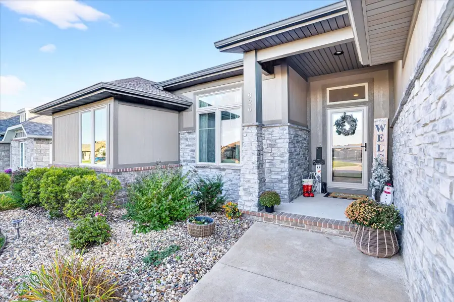 926 E Downshire Drive, Nixa, MO 65714 - #3