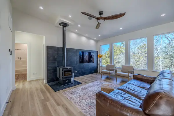 139 Cherokee Drive, Kimberling City, MO 65686