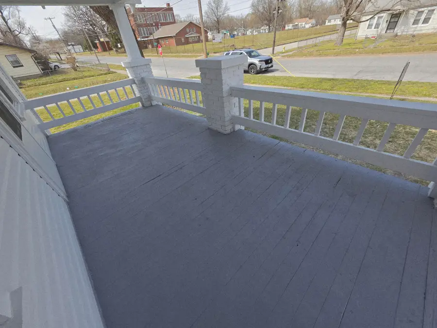 1330 W Atlantic Street, Springfield, MO 65803 - #2