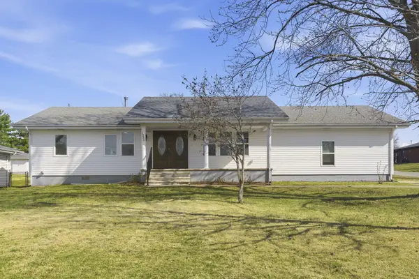 1255 E Bonaire Drive, Springfield, MO 65803