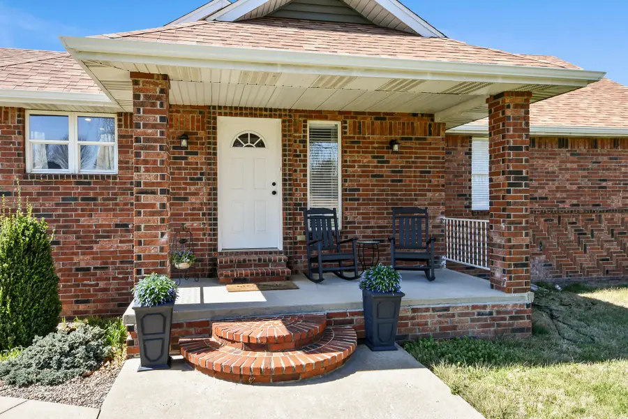 861 Country Meadows Road, Highlandville, MO 65669 - #2