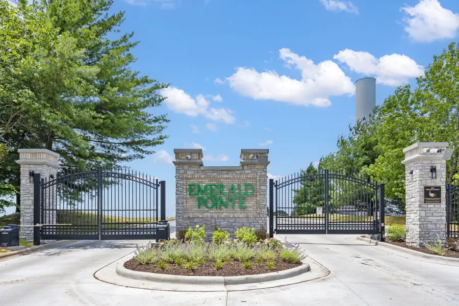 215 Lower Emerald Bay Circle #8, Hollister, MO 65672 - #2