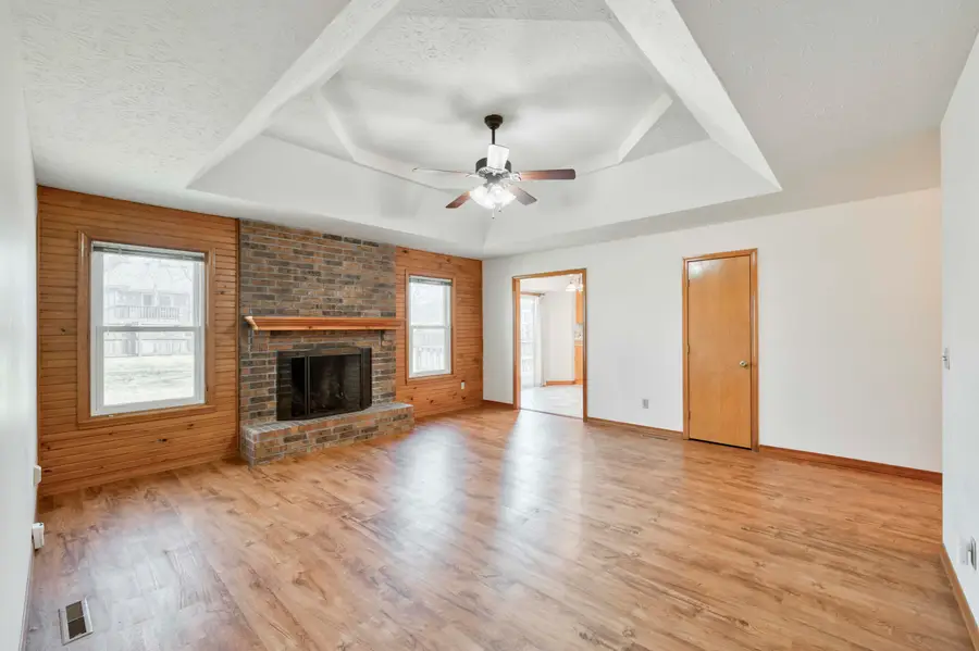 1535 W Deerfield Street, Springfield, MO 65807 - #3