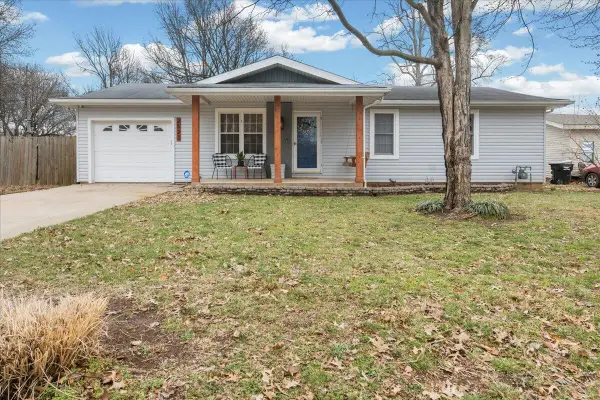 2522 S Grant Avenue, Springfield, MO 65807