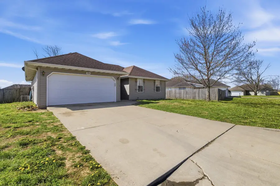 2738 E Moonlight Street, Republic, MO 65738 - #3