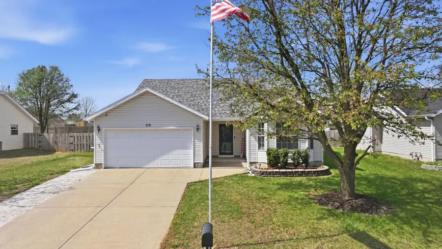 719 S Lantern Ridge, Nixa, MO 65714 - #2