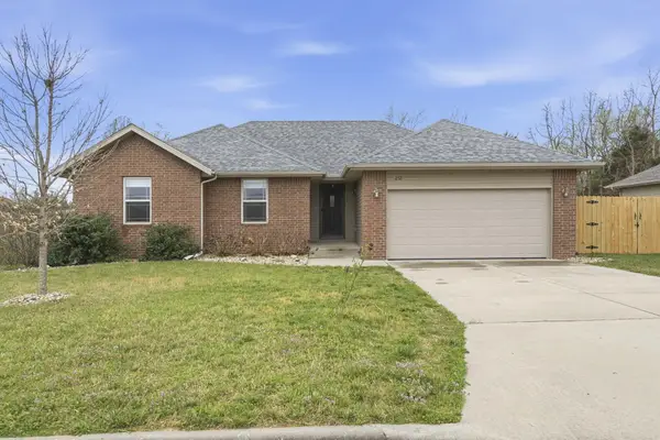 252 Maplewood Drive, Highlandville, MO 65669