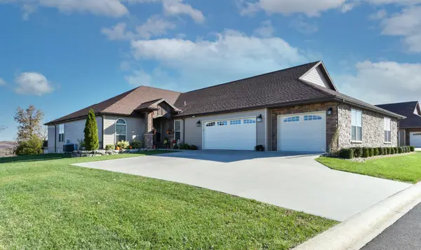 92 Mountain View Court, Branson West, MO 65737