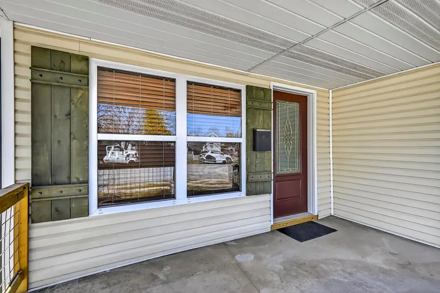 134 W College Street, Aurora, MO 65605 - #3