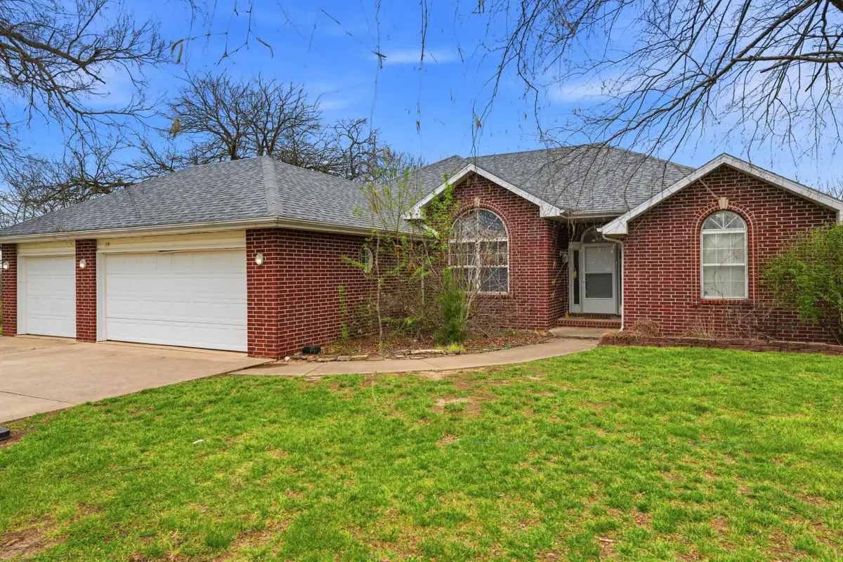 114 W Fall Creek Road, Willard, MO 65781 - #1