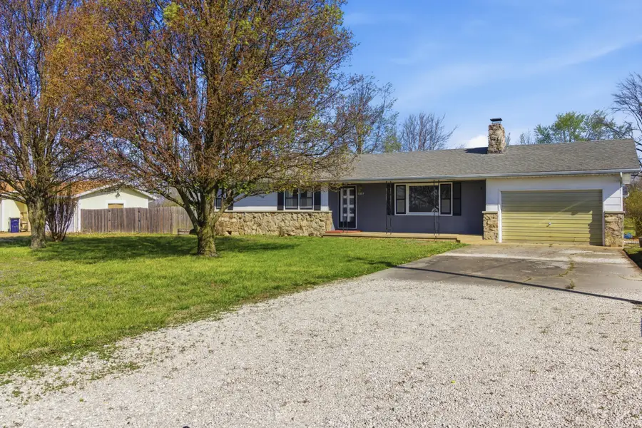 1321 W Dallas Street, Buffalo, MO 65622 - #2