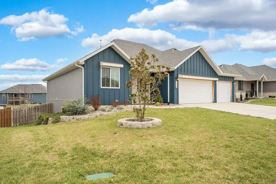 1112 S Cumberland Avenue, Republic, MO 65738 - #3