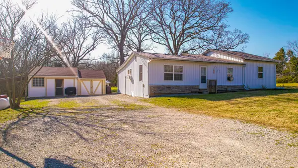 4245 NE 364 Road Ne, Osceola, MO 64776