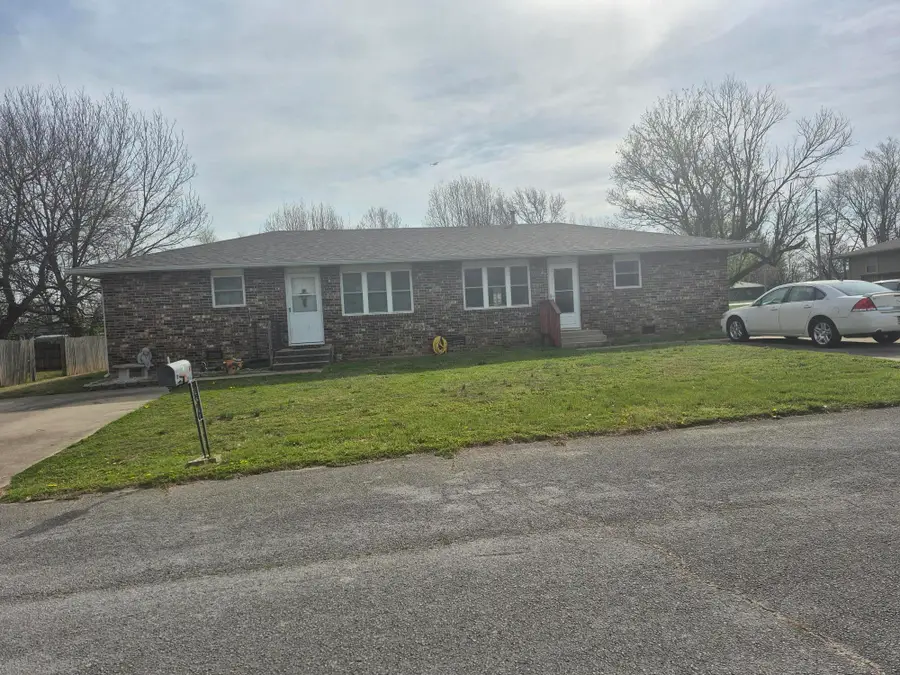 816 & 818 Looney Street, Mount Vernon, MO 65712 - #2