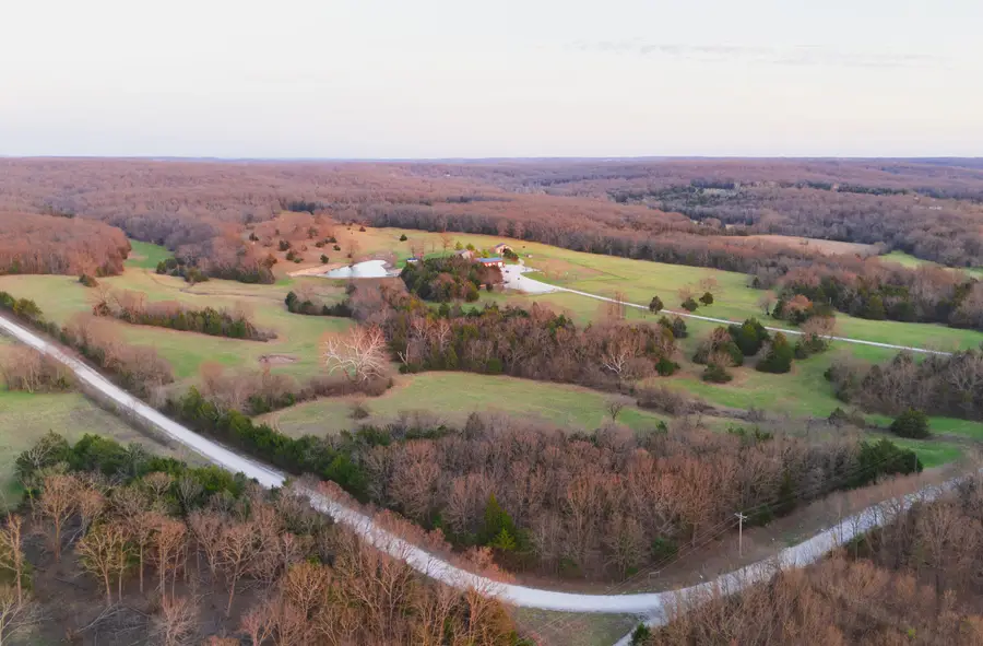 450 E 375th Road, Dunnegan, MO 65640 - #3