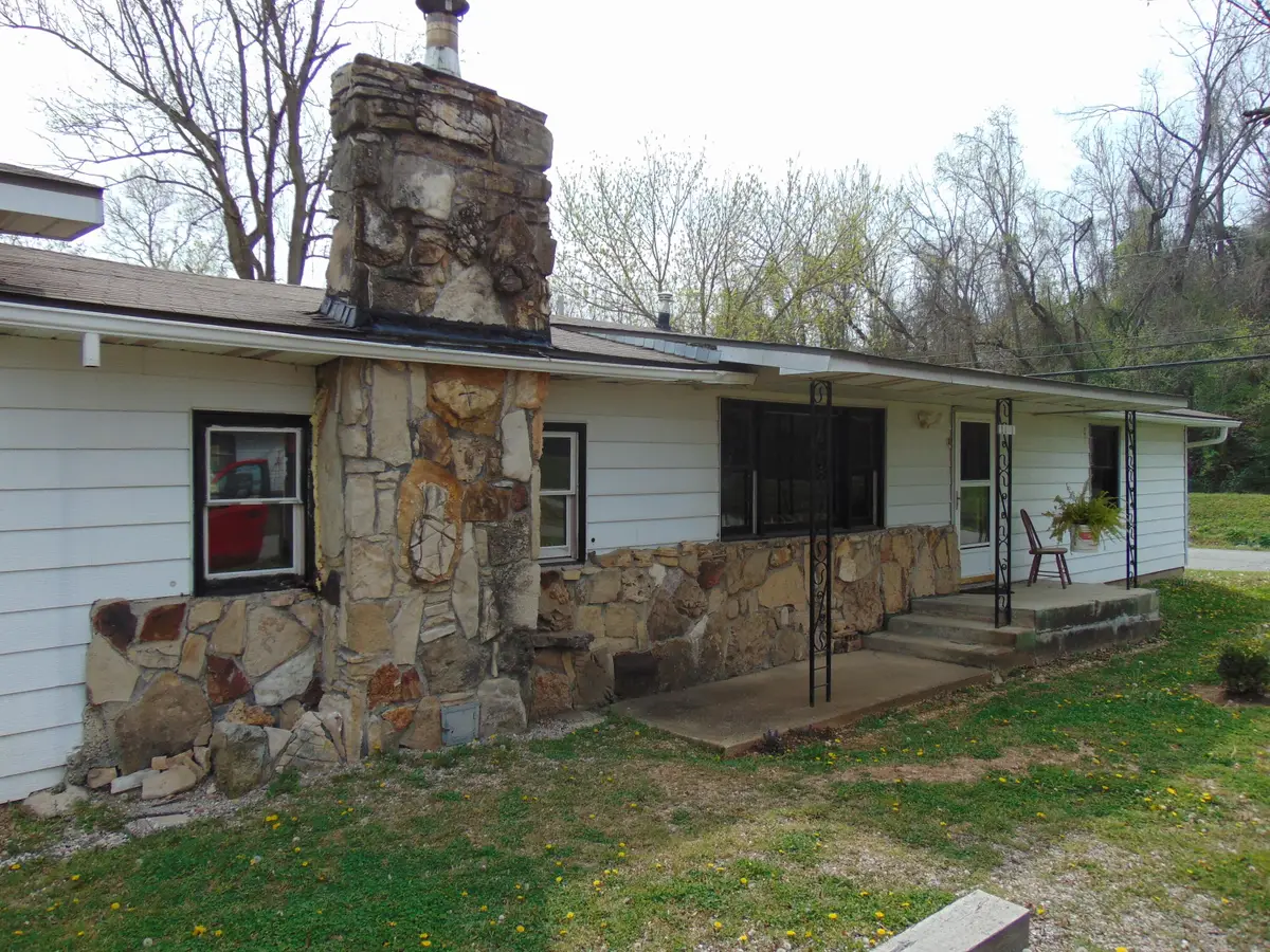 1101 Sapp Street, Cassville, MO 65625 - #1