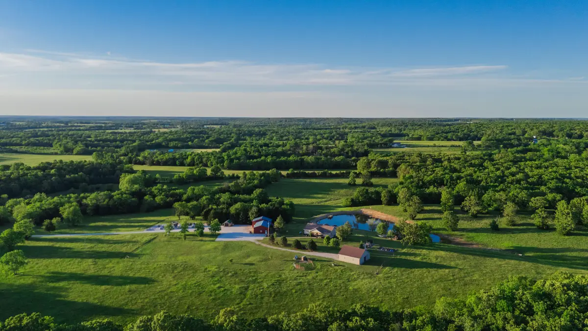 450 E 375th Road, Dunnegan, MO 65640 - #1