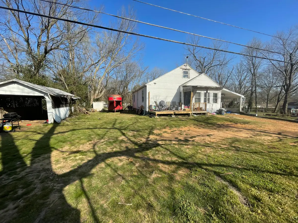 828 S Glenn Avenue, Springfield, MO 65802 - #1