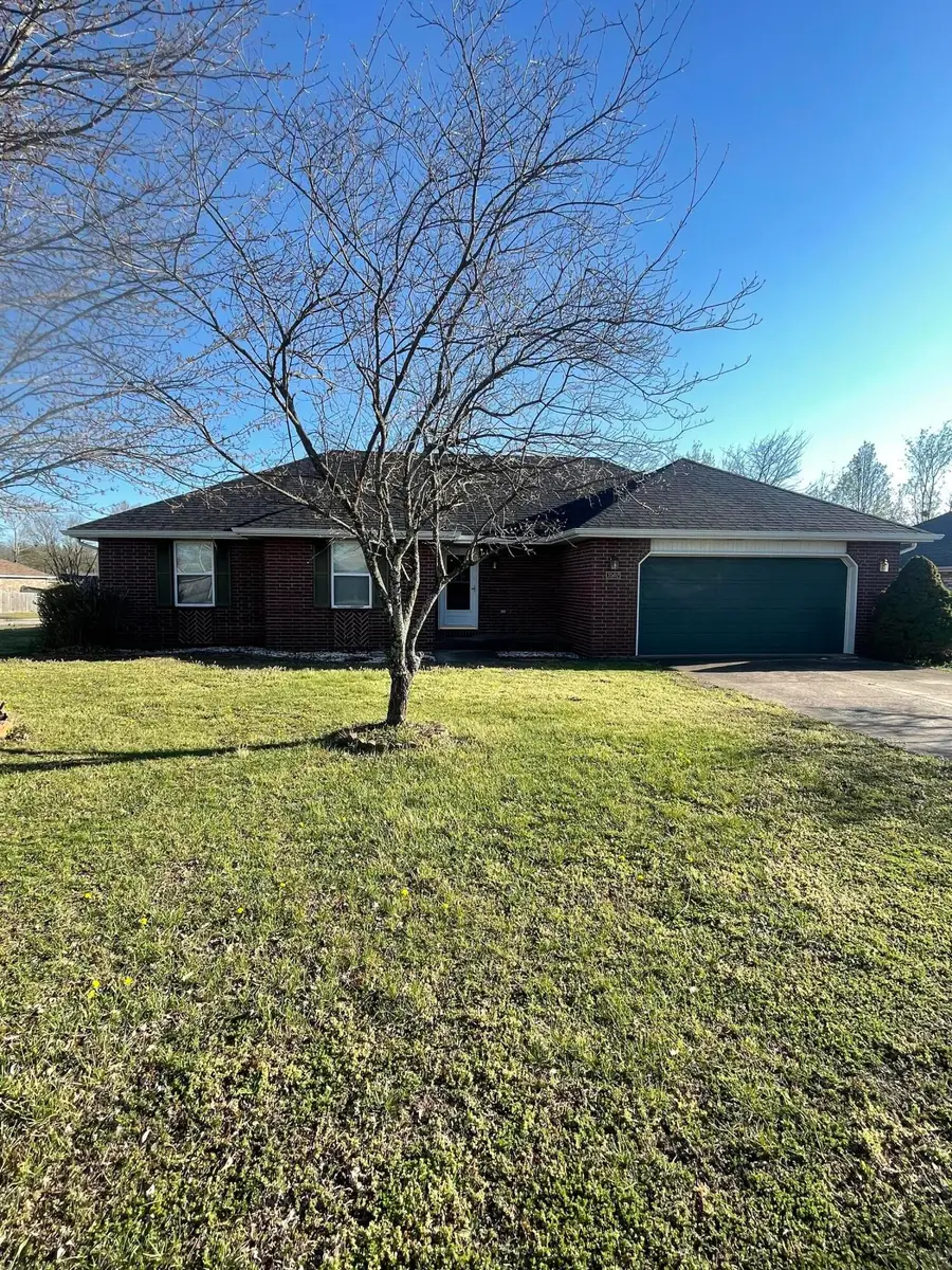 3502 W Village Terrace, Springfield, MO 65810 - #3