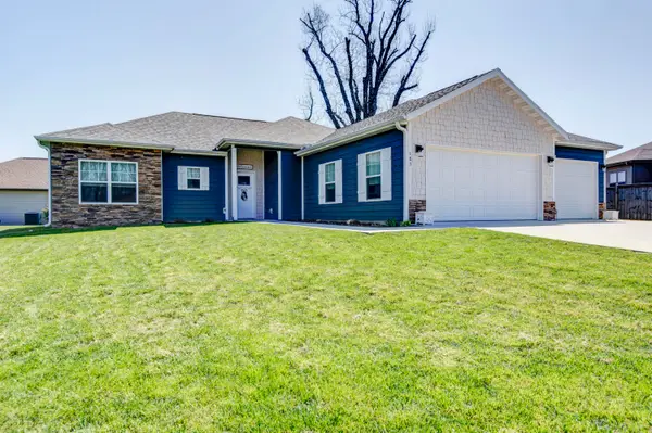 183 Three Pines Circle, Reeds Spring, MO 65737