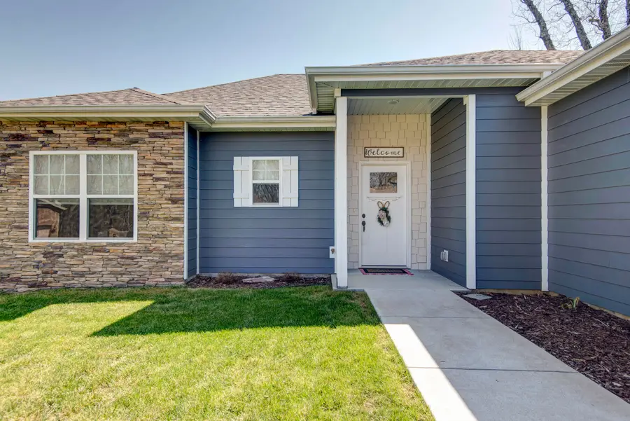 183 Three Pines Circle, Reeds Spring, MO 65737 - #3