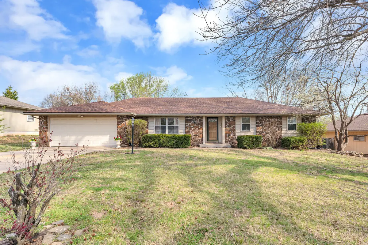 2725 W Camino Alto Street, Springfield, MO 65810 - #1