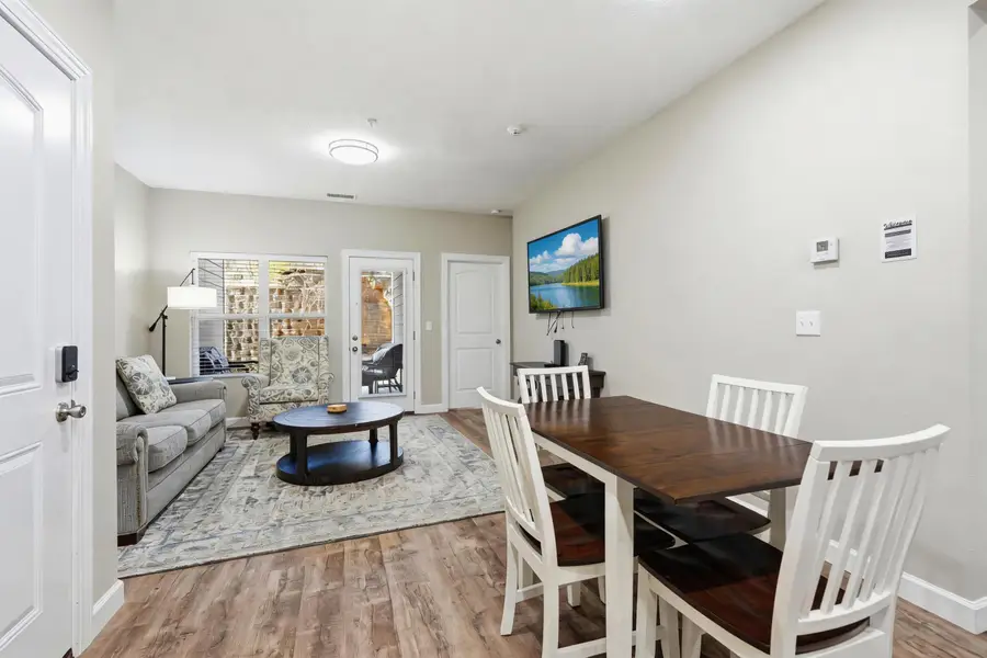 3003 North Vineyards Terrace #2, Branson, MO 65616 - #3