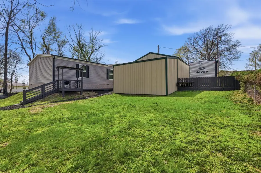 502 N Calhoun Avenue, Ash Grove, MO 65604 - #2