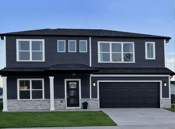 1738 N Poplar Way, Brookline, MO 65619