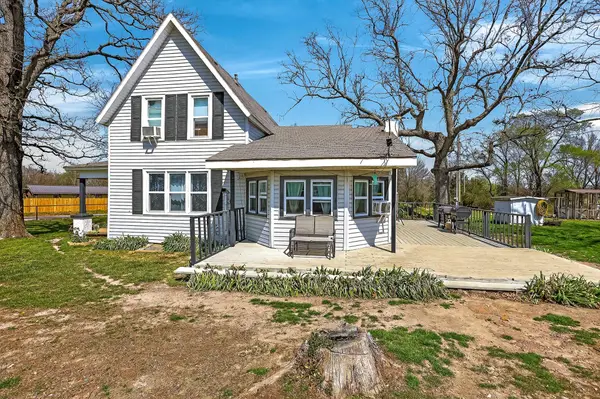 5364 S 210th Road, Pleasant Hope, MO 65725