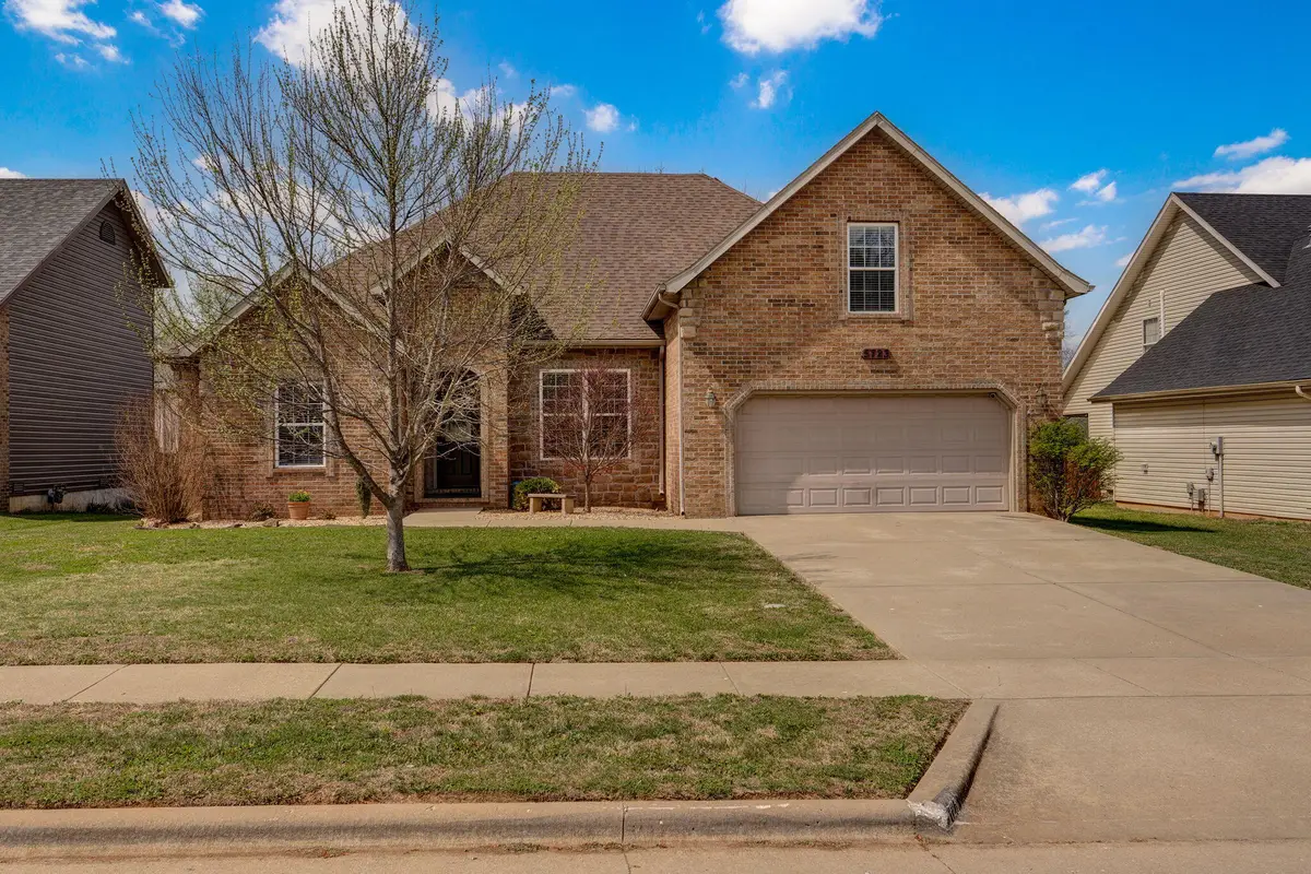 5723 S Parkhill Avenue, Springfield, MO 65810 - #1