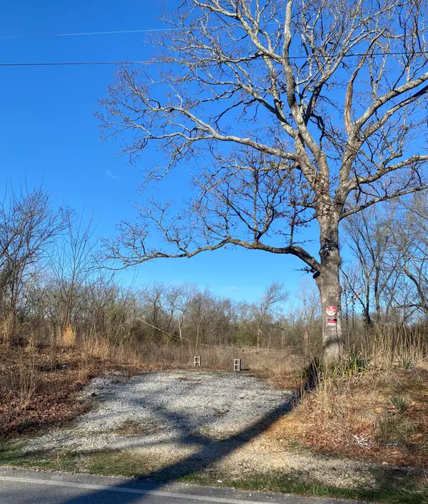 2840 N Lone Elm Avenue, Joplin, MO 64801