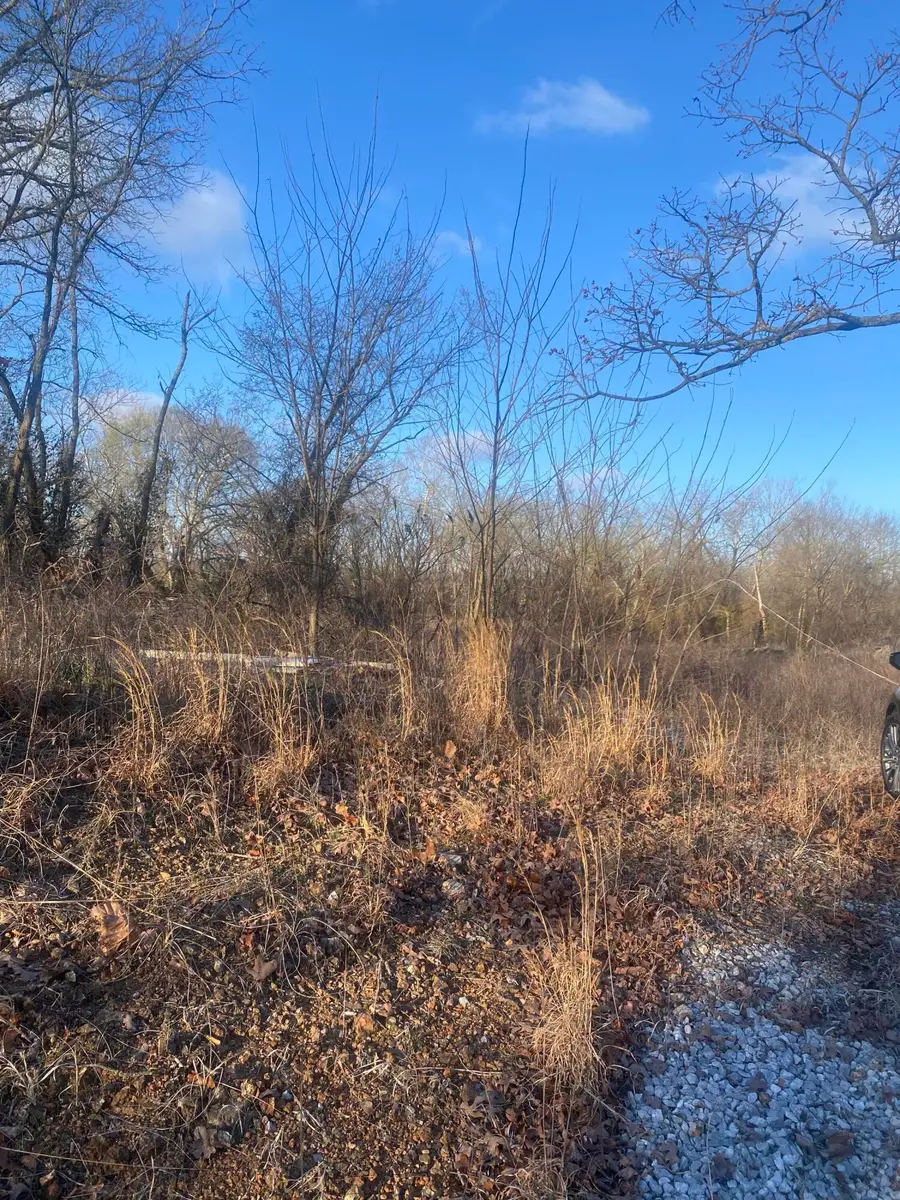 2840 N Lone Elm Avenue, Joplin, MO 64801 - #2