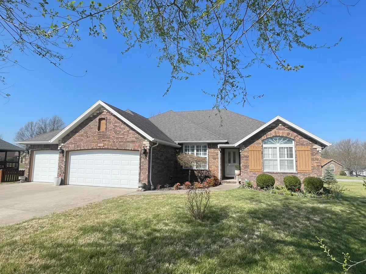 3207 W Aussie Court, Springfield, MO 65810 - #1