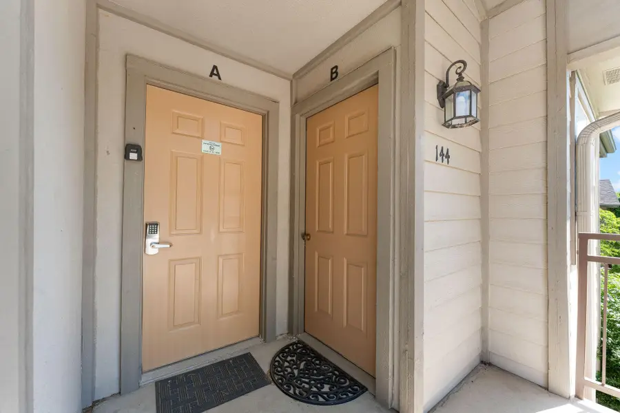 144 Oak Lane #144, Branson West, MO 65737 - #2