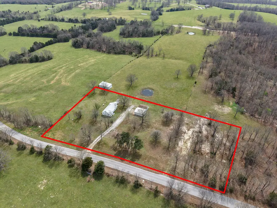 23211 Farm Road 2050, Aurora, MO 65605 - #2