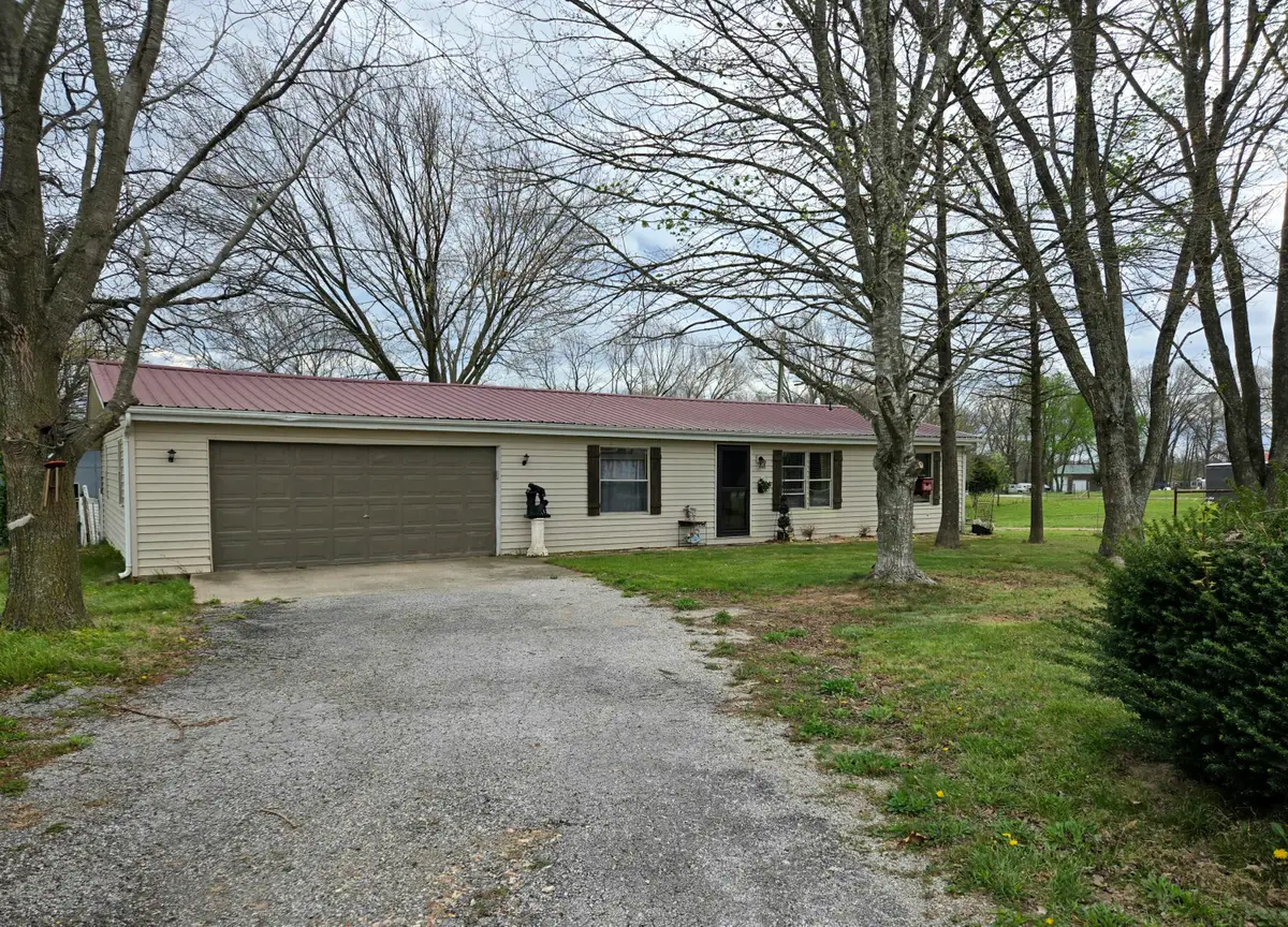 20382 Farm Road 1100, Cassville, MO 65625 - #1